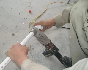 松桃漏水维修电话